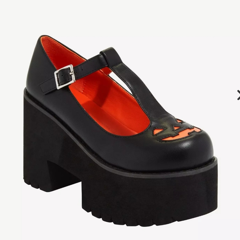 Hot Topic Pumpkin Jack-O-Lantern T-Strap Platform Mary Janes Heels Halloween